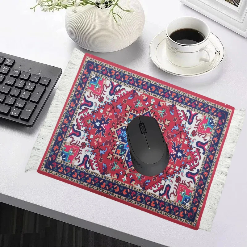 سجادة صغيرة منسوجة على الطراز  - مراجعة Gaming Keyboard Mouse Combo وسعره